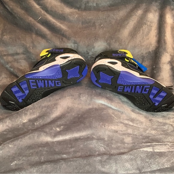 Patrick Ewing rogue model I have two a size 12 and a size 13 - Picture 2 of 3
